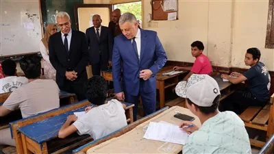 محافظ الإسماعيلية: توفير بيئة آمنة ومنظمة للطلاب خلال فترة الامتحانات محافظ الإسماعيلية: توفير بيئة آمنة ومنظمة للطلاب خلال فترة الامتحانات