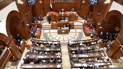 الشيوخ يوافقون على بحث تأثير قانون الضريبة على العقارات. الشيوخ يوافقون على بحث تأثير قانون الضريبة على العقارات.