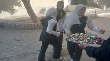 مبادرة إنسانية بطعم الشوكولاتة تخفف قلق طلاب الإعدادية في إطسا بالفيوم