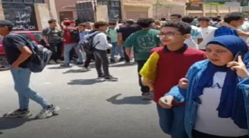 تباين مشاعر الطلاب في إعدادية بورسعيد بسبب سهولة امتحان اللغة العربية