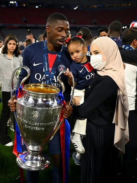 صورة – زوجة عثمان ديمبيلي تجذب الأنظار صورة – زوجة عثمان ديمبيلي تجذب الأنظار