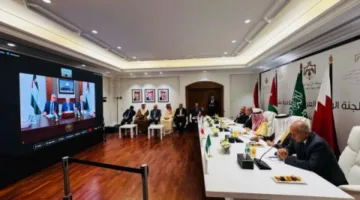 الفضيحة تتواصل.. الوفد الوزاري يتحدث مع عباس والشيخ عبر الفيديو: اتصالات الأردن ومصر ‘فشلت’ في تغيير موقف تل أبيب، والسعودية ‘غاضبة’ وتراسل واشنطن، والمحتوى يشير إلى أن سياسات ترامب في المنطقة تعرقلها المتطرفون في إسرائيل.