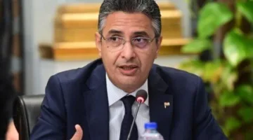 وزير التموين يسلط الضوء على دور دعم الصناعات الوطنية الرئيسية، وخاصةً صناعة السكر.