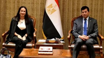بالصور.. وزير الشباب والرياضة يتناول مع مسؤولي شركة “أديداس” فرص التعاون المشترك