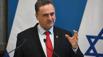 كاتس: أعطيت تعليماتي للقوات بمواصلة التقدم نحو كافة الأهداف في غزة.