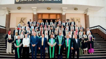 رئيس جامعة بني سويف يشارك في احتفالية تخرج الدفعة الثالثة والعشرين من كلية الطب البشري