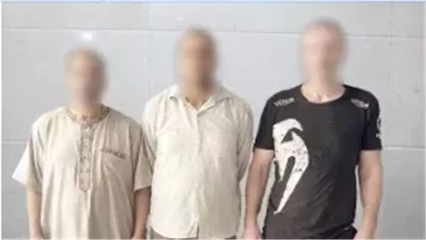 احتجاز المتهمين بالتحرش بالفتيات وحيازة أدوات حادة في الزيتون احتجاز المتهمين بالتحرش بالفتيات وحيازة أدوات حادة في الزيتون
