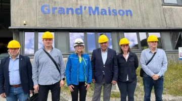 وزير الكهرباء يزور محطة “Grand Maison” أكبر محطات الطاقة الكهرومائية في أوروبا