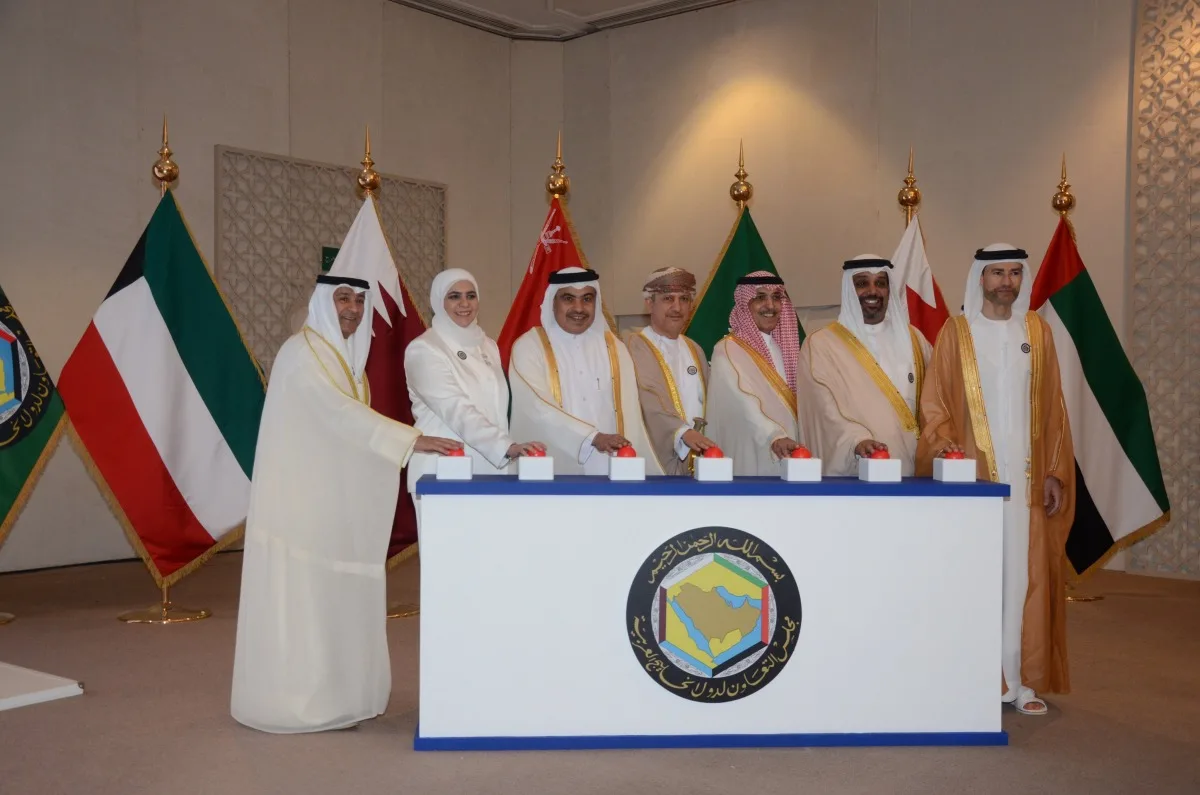 وزير المالية يشارك في إطلاق الحملة الإعلامية للسوق الخليجية المشتركة “كل الخليج وطن” وزير المالية يشارك في إطلاق الحملة الإعلامية للسوق الخليجية المشتركة “كل الخليج وطن”