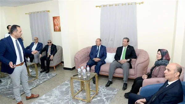 جامعة المنصورة تدشّن مشاريع خدمية في مدينة رأس البر لدعم موظفيها.