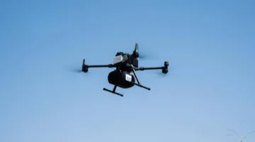 المملكة تحقق إنجازًا عالميًا بإطلاق الدرونز والطائرات المروحية في تقديم الدعم الطبي للفعاليات الكبيرة.