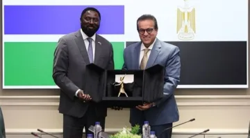 وزير الصحة يلتقي وزير خارجية جامبيا لتعزيز التعاون في المجال الصحي