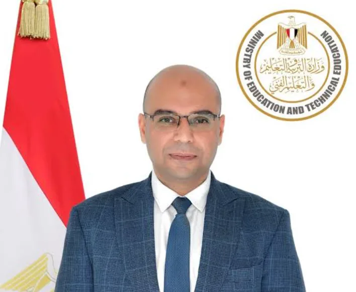 المتحدث باسم التعليم شادي زلطة يعلن: حددنا المسؤول عن تسريب أسئلة الامتحانات ونعمل على اتخاذ الإجراءات القانونية اللازمة. المتحدث باسم التعليم شادي زلطة يعلن: حددنا المسؤول عن تسريب أسئلة الامتحانات ونعمل على اتخاذ الإجراءات القانونية اللازمة.