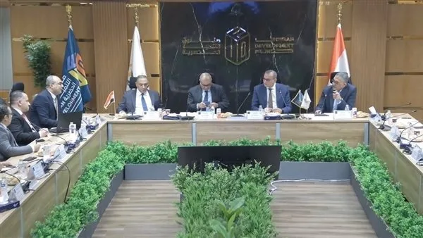خالد صديق: إجمالي مبيعات مشروعي دارة والفسطاط فيو يصل إلى 28 مليار جنيه خالد صديق: إجمالي مبيعات مشروعي دارة والفسطاط فيو يصل إلى 28 مليار جنيه