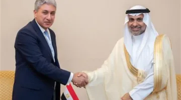 وزير السياحة يقوم بزيارة للسعودية ويشارك في مؤتمر الحج الكبير لعام 1446 هـ