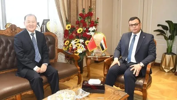 شريف الشربيني يحضر توقيع اتفاقية نوايا بين وزارتي الإسكان في مصر والصين شريف الشربيني يحضر توقيع اتفاقية نوايا بين وزارتي الإسكان في مصر والصين