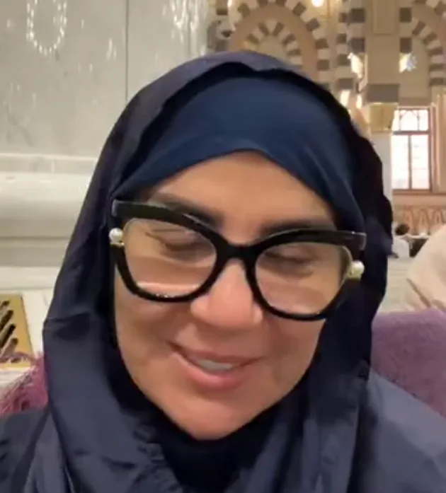 الإعلامية مفيدة شيحة من مكة: “لم أتوقع أن أؤدي مناسك الحج هذا العام”