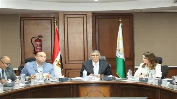 محافظ الجيزة يجتمع لمتابعة تطوير محطة تحول المخلفات إلى طاقة كهربائية في أبو رواش محافظ الجيزة يجتمع لمتابعة تطوير محطة تحول المخلفات إلى طاقة كهربائية في أبو رواش