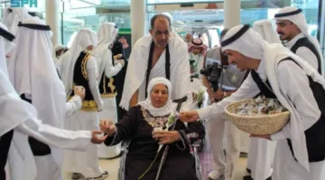 الوزارة الإسلامية تستضيف المشاركين في برنامج خادم الحرمين الشريفين للحج والعمرة من عائلات الشهداء والأسرى والجرحى الفلسطينيين