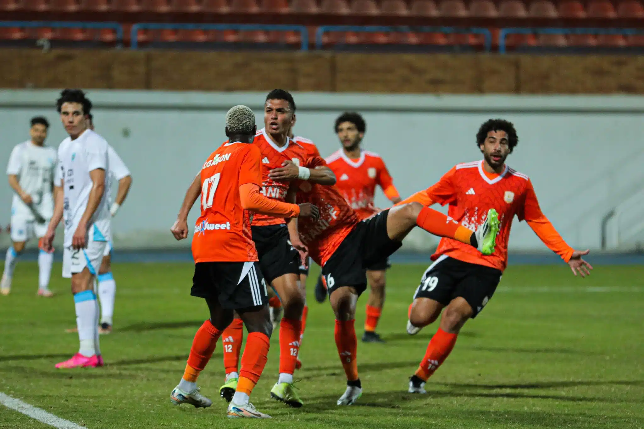 بسبب النادي الأهلي.. فاركو يسخر من فوز بيراميدز بلقب دوري الأبطال “صورة”