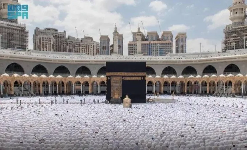 شخصيات إسلامية: التزام المملكة القوي واهتمامها بخدمة الحجاج يظهر من خلال الخدمات المقدمة للحرمين الشريفين.