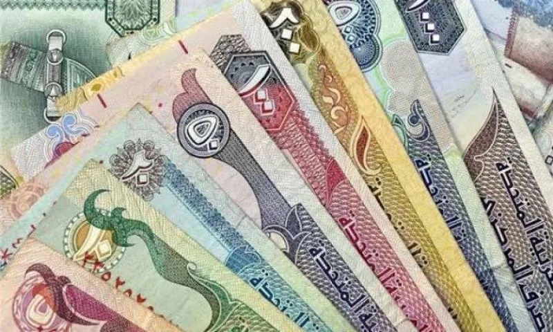 انخفاض أسعار العملات العربية اليوم الإثنين باستثناء تباين سعر الدينار الكويتي