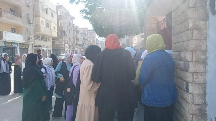 لجان المرحلة الإعدادية في المنوفية تستقبل 86 ألف طالب وطالبة لأداء امتحانات الدراسات والحاسوب. لجان المرحلة الإعدادية في المنوفية تستقبل 86 ألف طالب وطالبة لأداء امتحانات الدراسات والحاسوب.