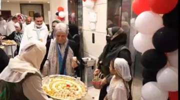 مع اقتراب موعد تصعيدهم إلى عرفات.. بدء مراسم استقبال حجاج الدرجة الممتازة