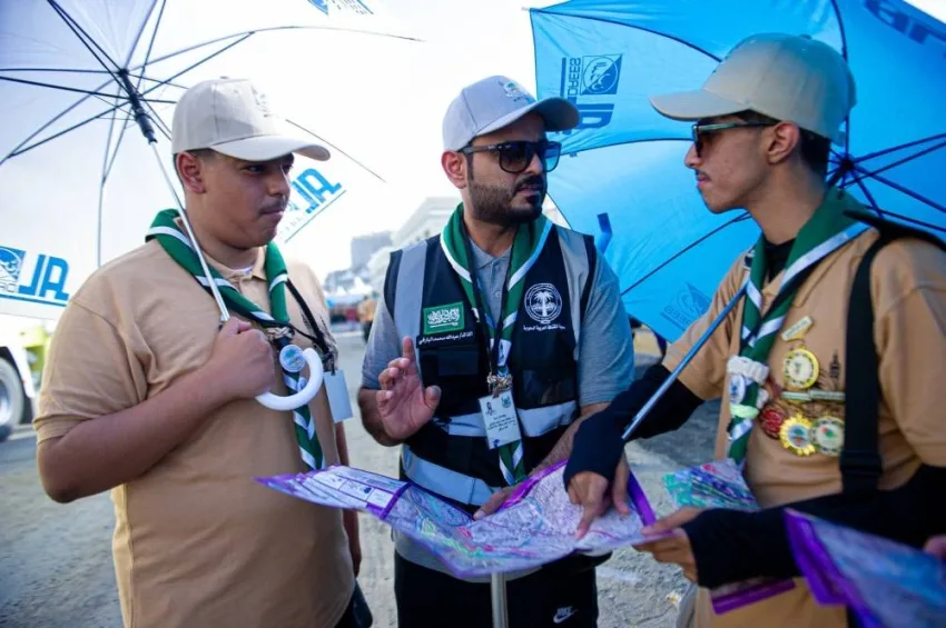 شباب الكشافة يعبرون عن فخرهم واعتزازهم في خدمة زوار بيت الله الحرام شباب الكشافة يعبرون عن فخرهم واعتزازهم في خدمة زوار بيت الله الحرام