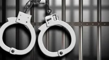 احتجاز سائق توك توك في القاهرة بتهمة التحرش بسيدة وسرقة أموال منها
