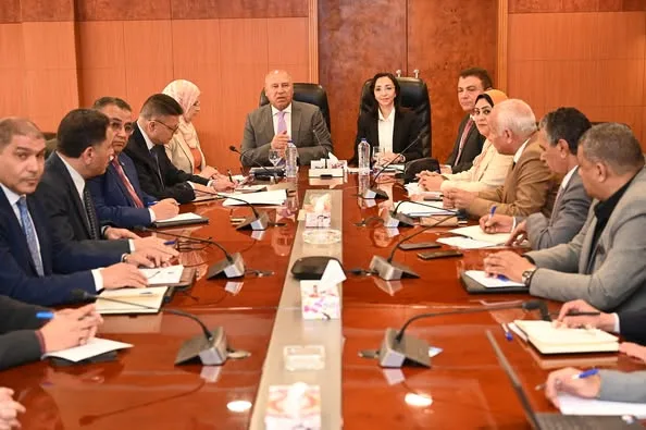 كامل الوزير: سيتم تسليم الأراضي للمستثمرين بمجرد استلام خطاب التخصيص من الهيئة العامة للتنمية الصناعية. كامل الوزير: سيتم تسليم الأراضي للمستثمرين بمجرد استلام خطاب التخصيص من الهيئة العامة للتنمية الصناعية.