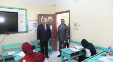 محافظ قنا يزور مراكز امتحانات الشهادة الإعدادية