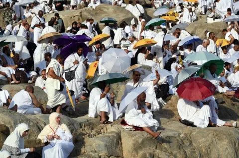 حوادث واهتزازات شهدتها فترات الحج حوادث واهتزازات شهدتها فترات الحج