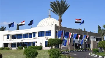 انضباط وهدوء في لجان كليات العلوم وطب الأسنان والتمريض بجامعة القناة