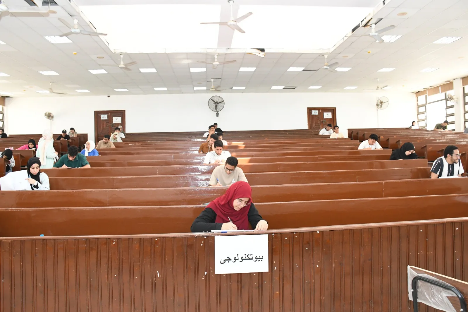 انضباط وسكون في لجان كليات “العلوم وطب الأسنان والتمريض” بجامعة قناة السويس انضباط وسكون في لجان كليات “العلوم وطب الأسنان والتمريض” بجامعة قناة السويس