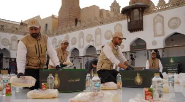 «بيت الزكاة والصدقات» يوزع 4000 وجبة إفطار للصائمين في الجامع الأزهر يوم الخميس القادم