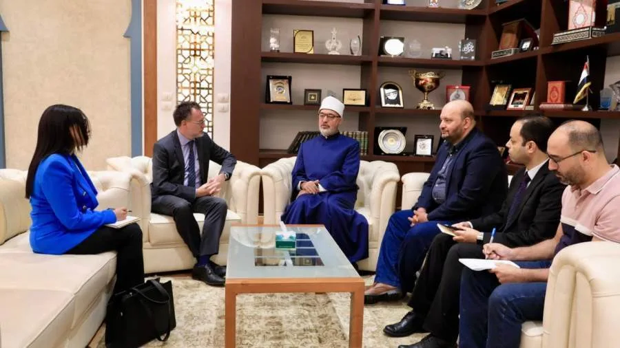 مفتي الجمهورية للسفير الكندي: ما يجري في غزة عار يلطخ سمعة المجتمع الدولي. مفتي الجمهورية للسفير الكندي: ما يجري في غزة عار يلطخ سمعة المجتمع الدولي.