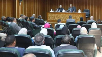 محافظ أسوان يؤكد على التصدي لاستغلال عطلة عيد الأضحى في بناء مباني غير مرخصة