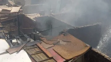 اندلاع حريق في مبنى بشبرا الخيمة والجهات المعنية تتدخل للسيطرة على الوضع «صور»