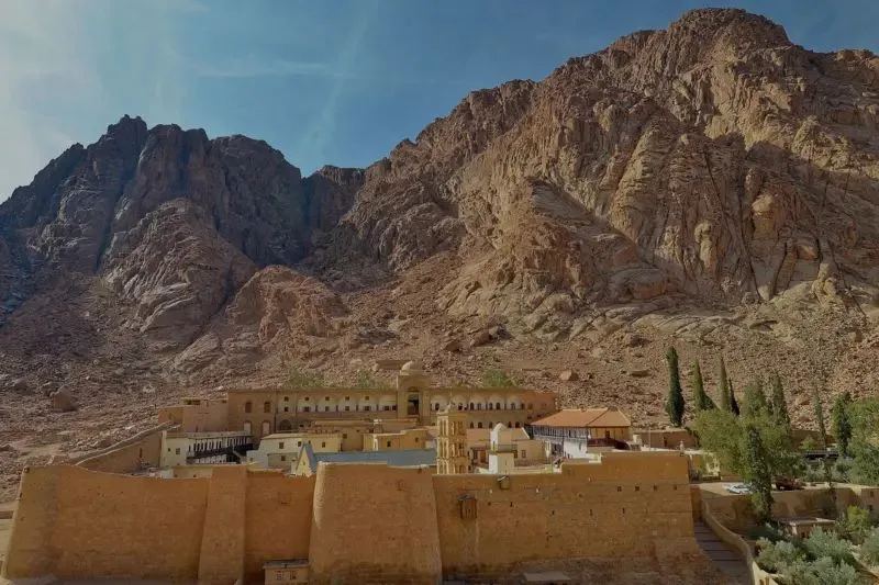 دير سانت كاترين يثير نزاعًا بين مصر واليونان.. فما التفاصيل؟ دير سانت كاترين يثير نزاعًا بين مصر واليونان.. فما التفاصيل؟