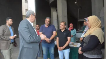 محافظ الغربية يقوم بجولة للاطلاع على استلام القمح في كفر الزيات وطنطا