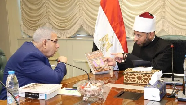 وزير الأوقاف: نهدف إلى تنشيط المكتبات في المساجد الرئيسية وزير الأوقاف: نهدف إلى تنشيط المكتبات في المساجد الرئيسية