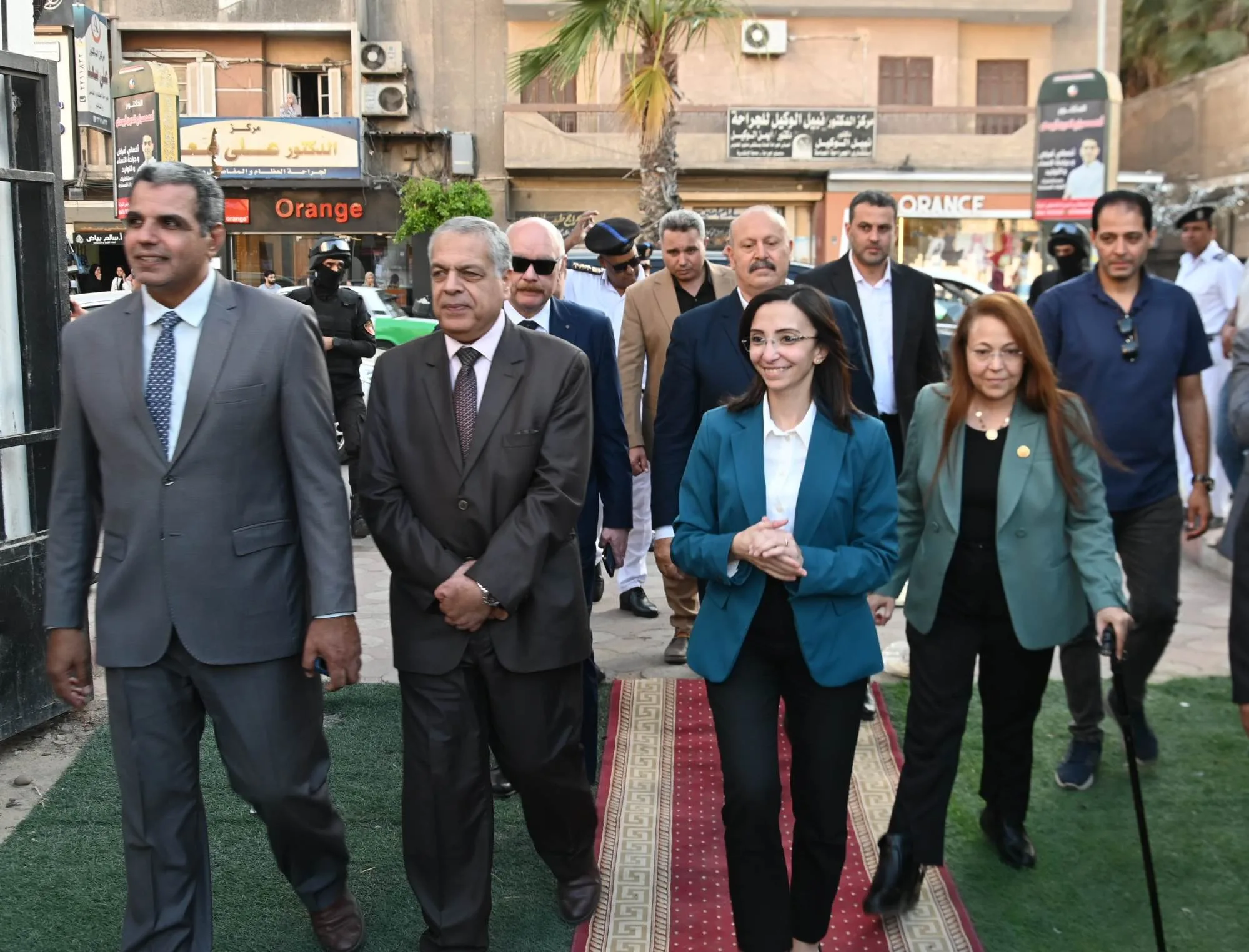 تحت أسعار منافسة.. محافظ البحيرة يفتح أول مركز لبيع اللحوم المحلية في أرض المعارض بدمنهور تحت أسعار منافسة.. محافظ البحيرة يفتح أول مركز لبيع اللحوم المحلية في أرض المعارض بدمنهور
