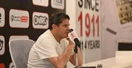 إجراء حديث من الرمادي مع لاعبي الزمالك قبل لقاء بيراميدز إجراء حديث من الرمادي مع لاعبي الزمالك قبل لقاء بيراميدز