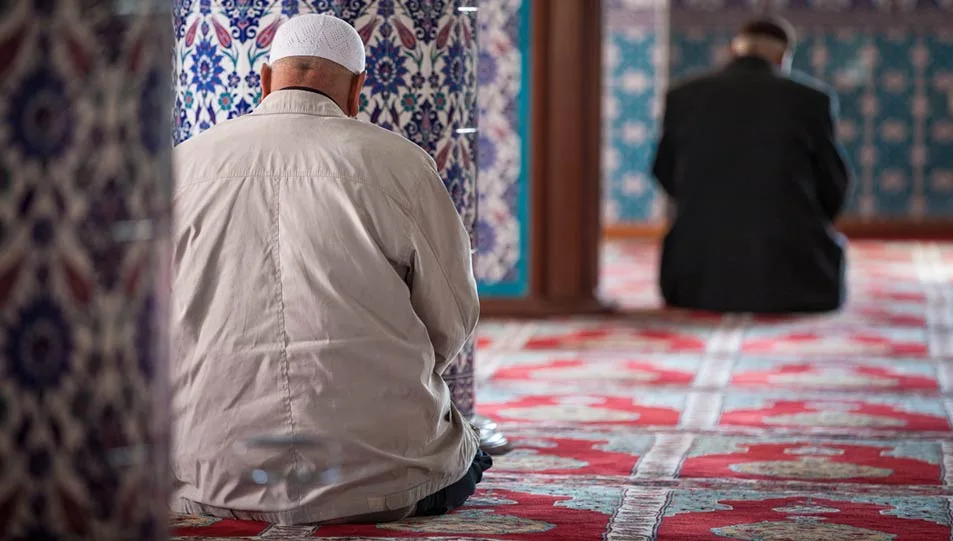 الإفتاء تبرز أهمية صلاة القيام في الأيام العشرة الأولى من ذي الحجة