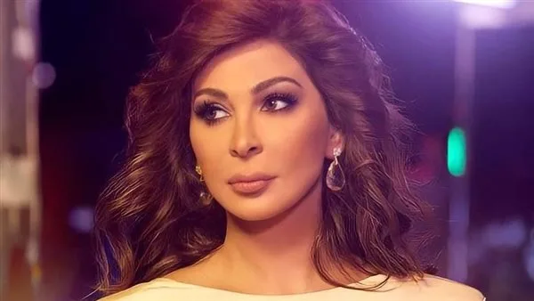 إليسا تترك إيطاليا للعودة إلى بيروت لمتابعة مشوراها الفني.
