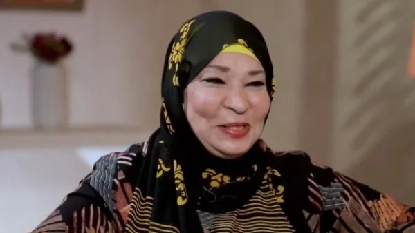 عنايات صالح تتحدث عن إنشاء مسجد وتأثير الخيانة على النفس وتجربة العزوبية عنايات صالح تتحدث عن إنشاء مسجد وتأثير الخيانة على النفس وتجربة العزوبية