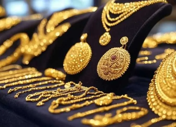 عيار 21 يشهد ارتفاعًا مجددًا.. أسعار الذهب اليوم الثلاثاء 3 يونيو في محلات الصاغة (تفاصيل) عيار 21 يشهد ارتفاعًا مجددًا.. أسعار الذهب اليوم الثلاثاء 3 يونيو في محلات الصاغة (تفاصيل)