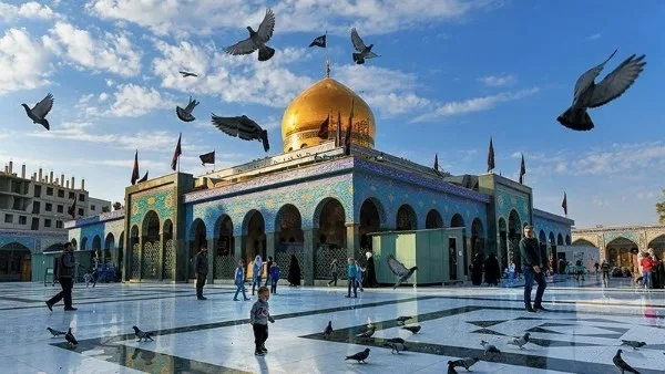 محبوبة المصريين: لمحات من حياة السيدة زينب وأثرها في قلوب الناس محبوبة المصريين: لمحات من حياة السيدة زينب وأثرها في قلوب الناس
