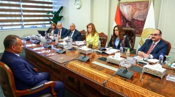 وزيرة التنمية المحلية: لجنة اختيار المرشحين للمناصب القيادية تنهي المقابلات الشخصية لـ100 متقدم.